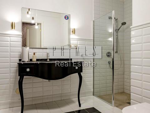 будинок за адресою с. Гатне, Абрикосова вул.