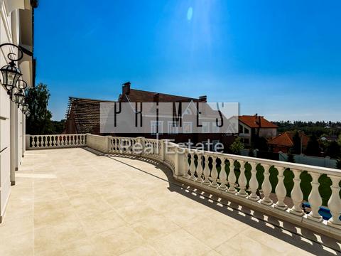 будинок за адресою с. Гатне, Абрикосова вул.