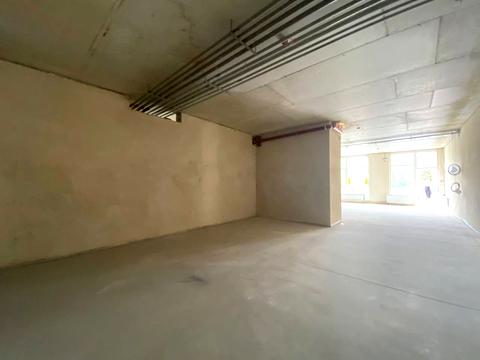 комерційна за адресою Львівська вул., 92б