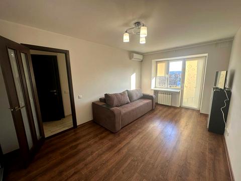 квартира за адресою Науки просп. (Гагаріна), 100