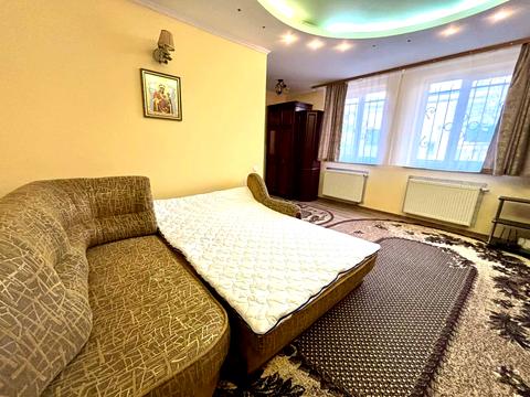 будинок за адресою Львів, Угорська вул.