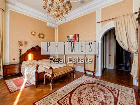 будинок за адресою смт. Козин, Олександрівська вул.