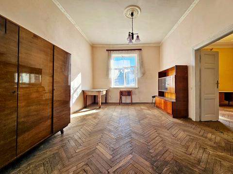 квартира за адресою Пантелеймона Куліша вул., 1