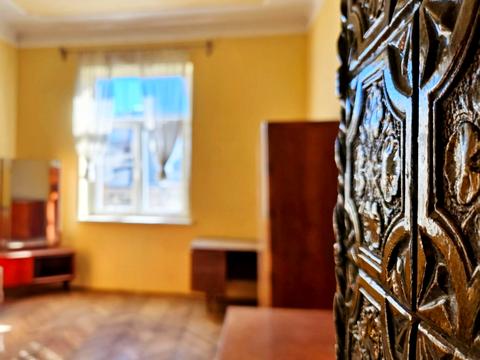 квартира за адресою Пантелеймона Куліша вул., 1