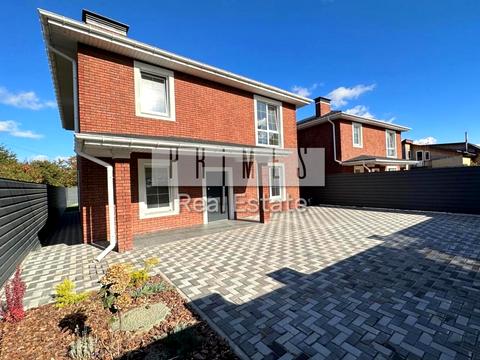 будинок за адресою Івана Світличного вул. (Петровського)