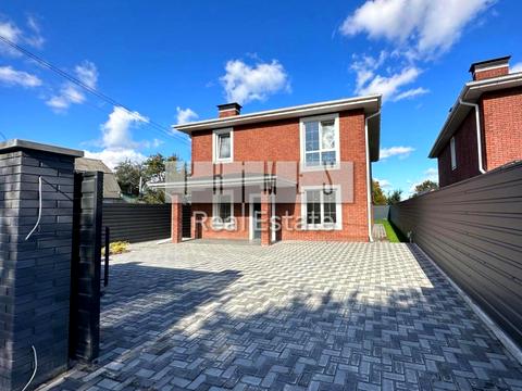 будинок за адресою Івана Світличного вул. (Петровського)