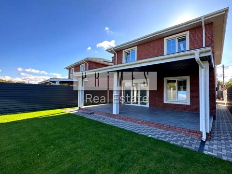 будинок за адресою Івана Світличного вул. (Петровського)