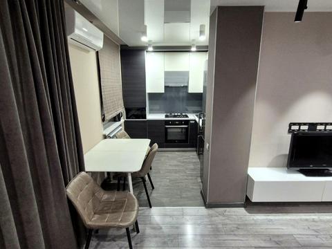 квартира за адресою Алана Шепарда вул. (Суворова), 11