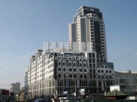 комерційна за адресою Велика Васильківська вул. (Червоноармійська), 66