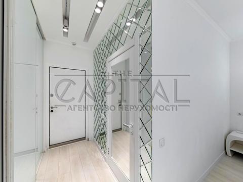 квартира за адресою Джона Маккейна вул. (Івана Кудрі), 7