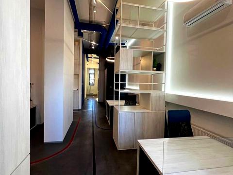 коммерческая по адресу Леся Курбаса просп., 2/13