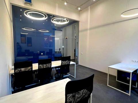 коммерческая по адресу Леся Курбаса просп., 2/13