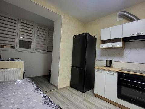 квартира за адресою Льва Ландау просп. (50-річчя СРСР), 52-Л