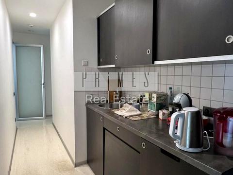 комерційна за адресою Андріївська вул., 11