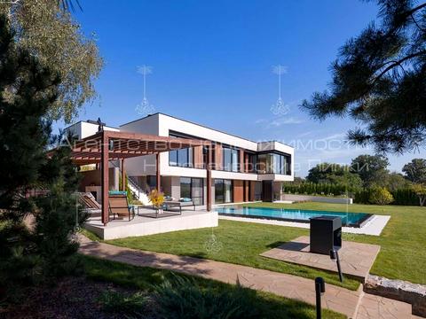 дом по адресу Київська