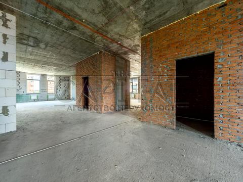 комерційна за адресою Щасливі, 1