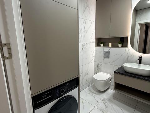 квартира за адресою Степана Бандери вул., 77-Б