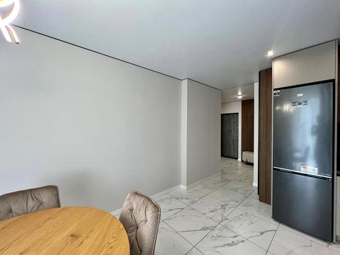 квартира за адресою Степана Бандери вул., 77-Б