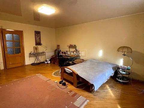 квартира за адресою Тарнавського вул., 9