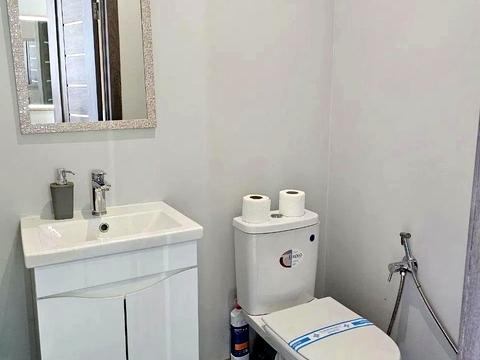 квартира за адресою Салютна вул., 2