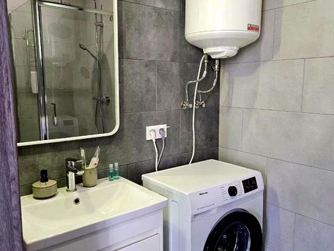 квартира за адресою Салютна вул., 2