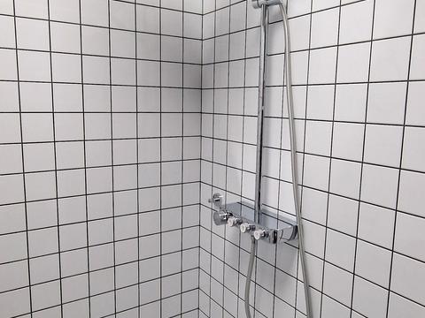 комерційна за адресою Борисо-Глібська вул. (Ватутіна), 79