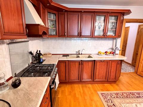 квартира за адресою Джохара Дудаєва вул., 5