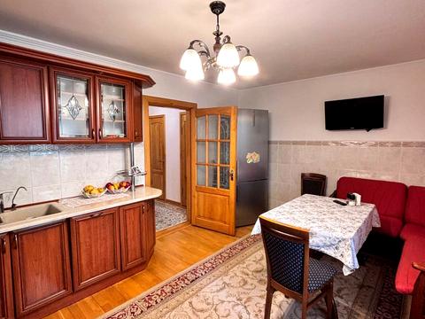 квартира за адресою Джохара Дудаєва вул., 5