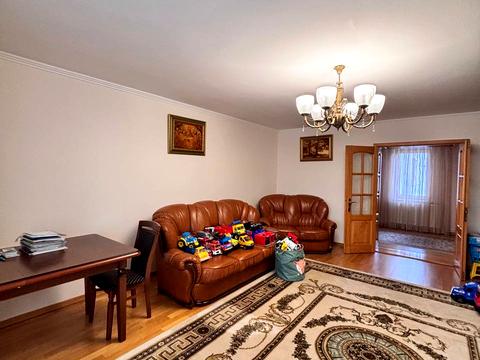 квартира за адресою Джохара Дудаєва вул., 5