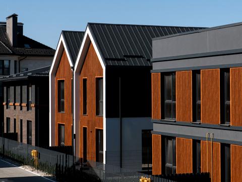 будинок за адресою Приозерна вул., 21