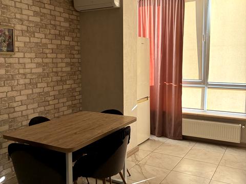 квартира за адресою Євгена Рихліка вул. (5-й Щорса), 15