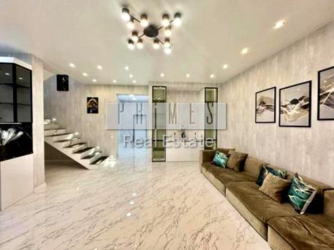 будинок за адресою Квітнева вул.