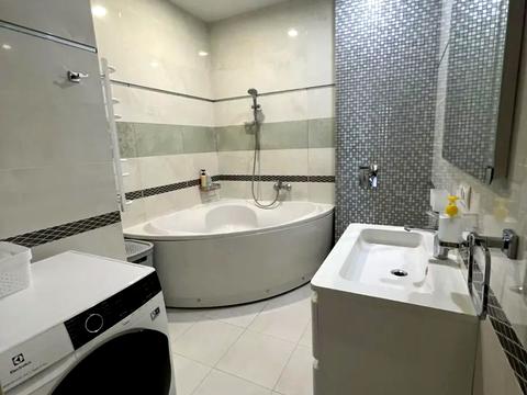 квартира за адресою Олімпійська вул., 10б