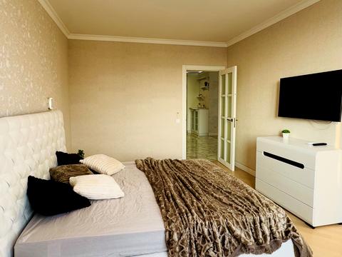 квартира за адресою Драгоманова вул., 40-З