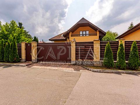 будинок за адресою Приозерна