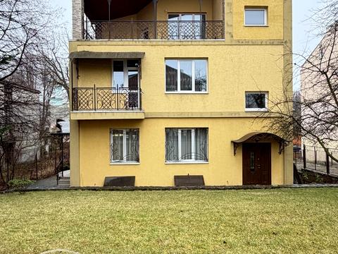 квартира за адресою Чумацька вул., 10