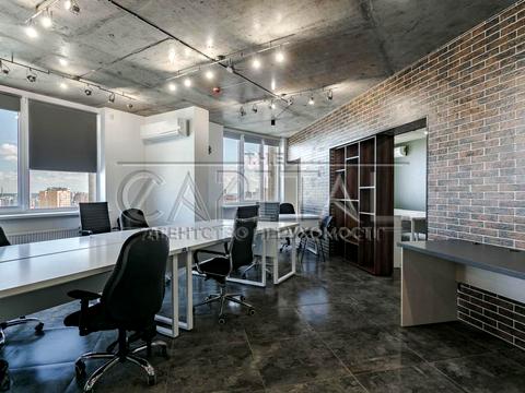 комерційна за адресою Петра Григоренка просп., 22/20