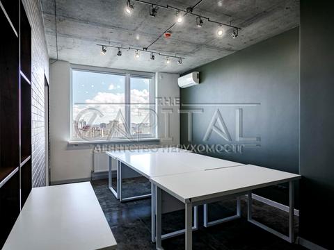 комерційна за адресою Петра Григоренка просп., 22/20