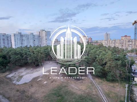 квартира за адресою Мілютенка вул., 15-А