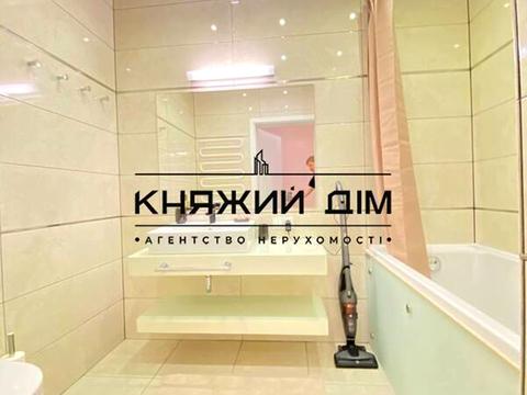 квартира за адресою Лукрецька вул., 3