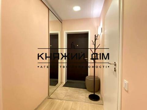 квартира за адресою Лукрецька вул., 3