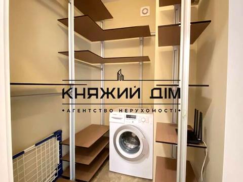 квартира за адресою Лукрецька вул., 3