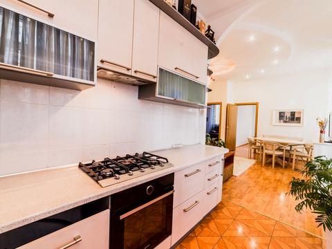 квартира за адресою Дмитра Яворницького просп. (Карла Маркса), 34