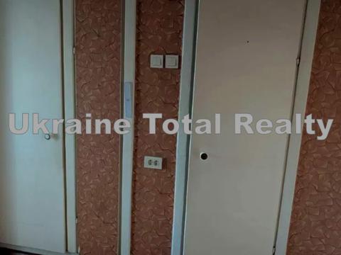 квартира за адресою Лариси Руденко вул., 8