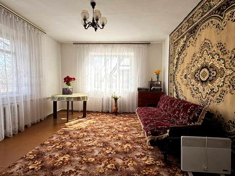 будинок за адресою центральна