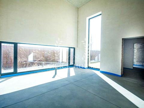 дом по адресу Плютовская ул.