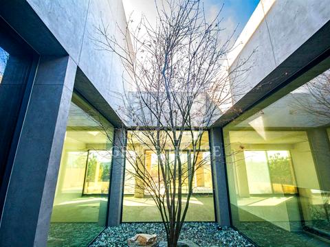 дом по адресу Плютовская ул.