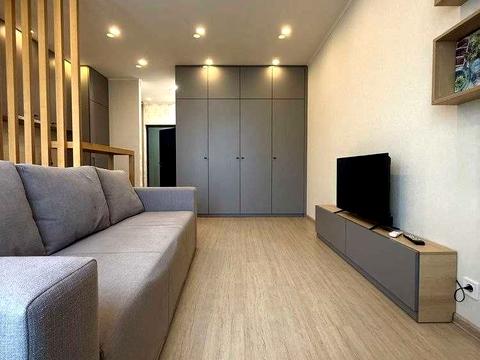 квартира за адресою Соборності просп. (Возз'єднання), 17 к2