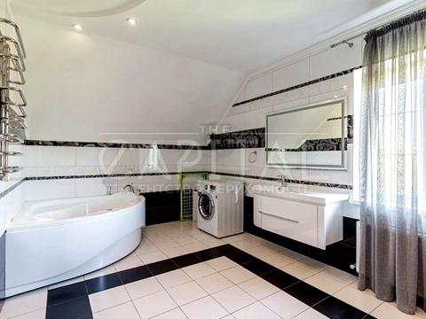 будинок за адресою Космонавтів, 32