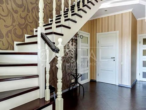 будинок за адресою Космонавтів, 32